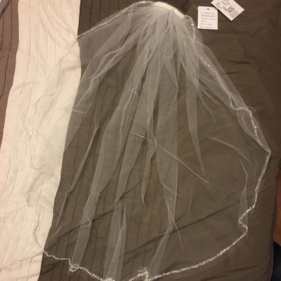 Wedding Veil - Ivory - Beaded - Elbow length